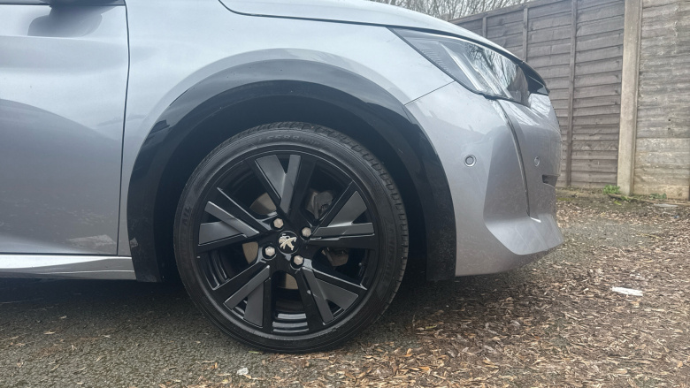 Peugeot 208 1.2 PureTech 100 GT 5dr Petrol Hatchback